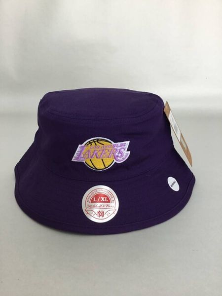 Mitchell & Ness Los Angeles Lakers Lifestyle Reversible Bucket purple
