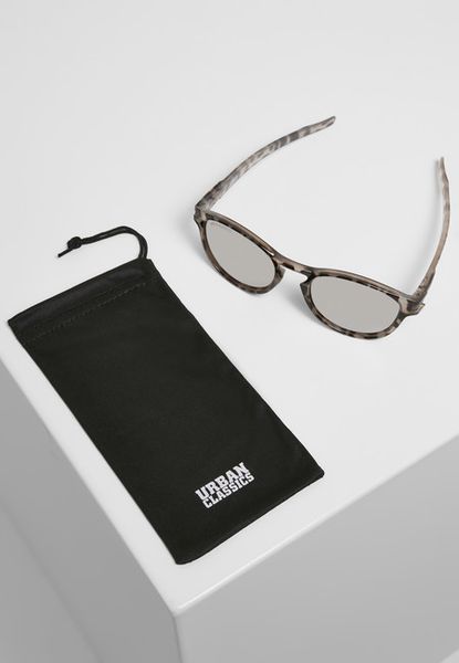 Urban Classics 106 Sunglasses UC grey leo/silver